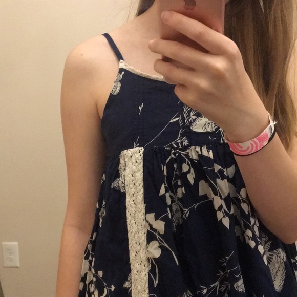 Dress - Picture 2 of 5